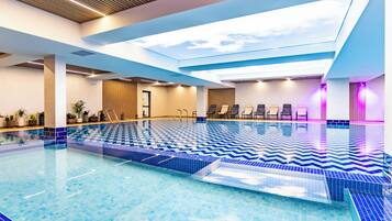 Indoor pool, outdoor pool