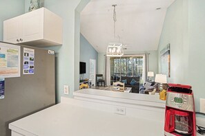 Interior - River Crossing 1032 Gated with Great Pool! Beautifully Decorated! (North Myrtle Beach)