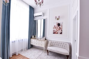 Living area - Casa Baritiu (Brasov)