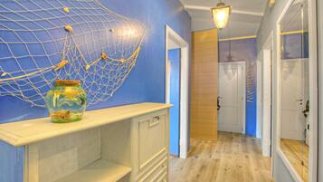 Familienapartment, Mehrere Schlafzimmer, Bergseite (PineHome & Garden - Total Relax) | Innenbereich
