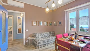 Appartamento familiare, camere multiple, lato montagna (PineHome & Garden - Total Relax) | Ristoranti