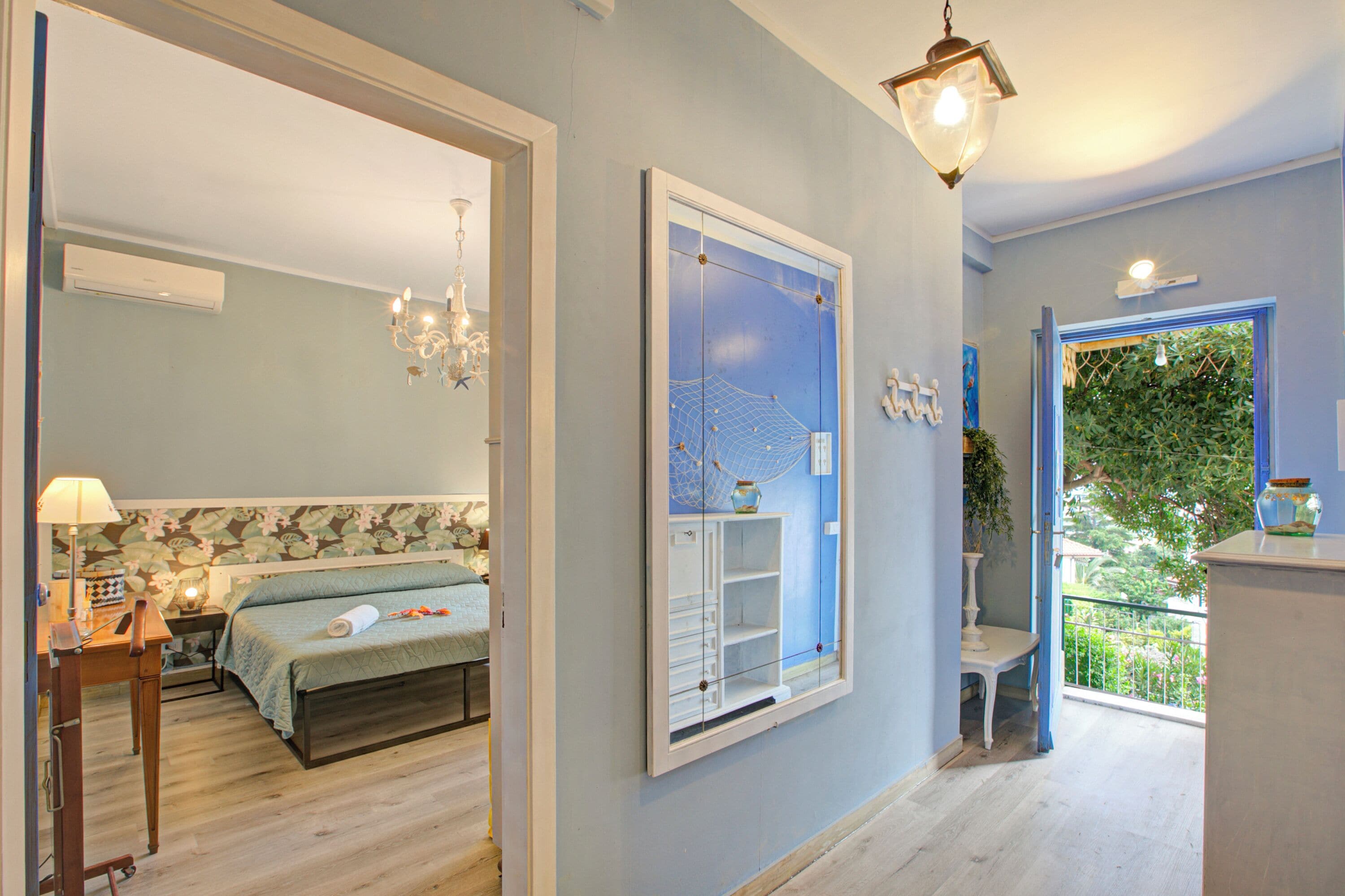 1 chambre, fer et planche à repasser, draps fournis