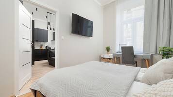 1 bedroom, free WiFi, bed sheets