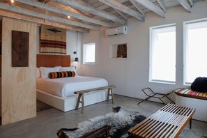 1 chambre, bureau, fer et planche à repasser, Wi-Fi gratuit