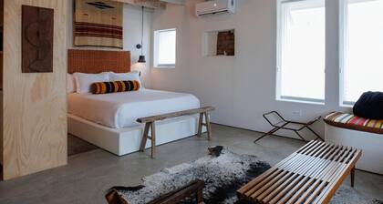 Retreat Suite at Iconic Property
