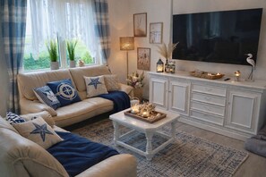 Unclassified image, 4 of 17, button - Haus Marilene - Ihr Zuhause auf Zeit mit Viel Platz für Ihre Familie und Hund/e (Krummhörn)