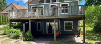 Elberta Bluffs Cottage