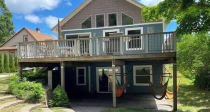 Elberta Bluffs Cottage