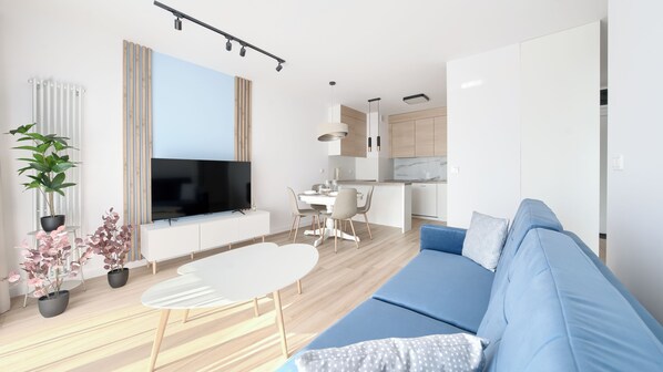 Apartment (35) | Living area