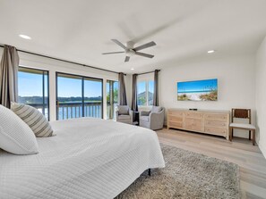 3 chambres, fer et planche à repasser, Wi-Fi gratuit, draps fournis