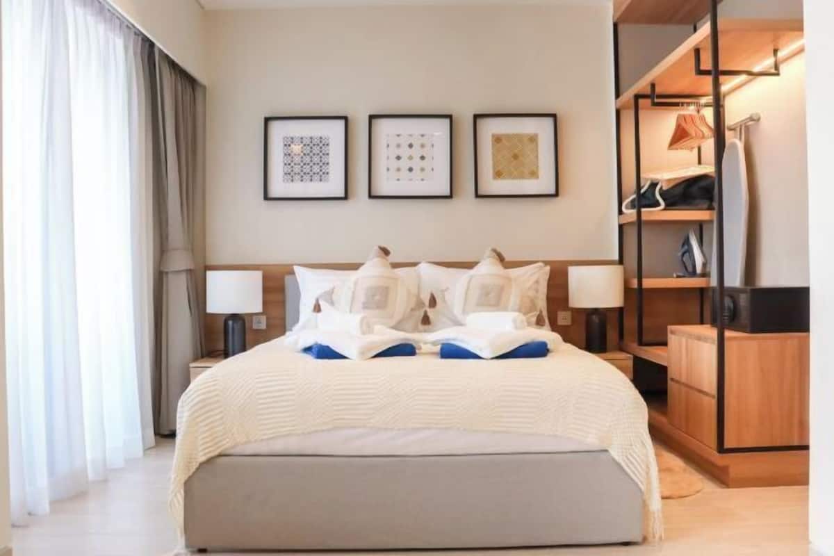 In-room safe, blackout drapes, iron/ironing board, WiFi (free)