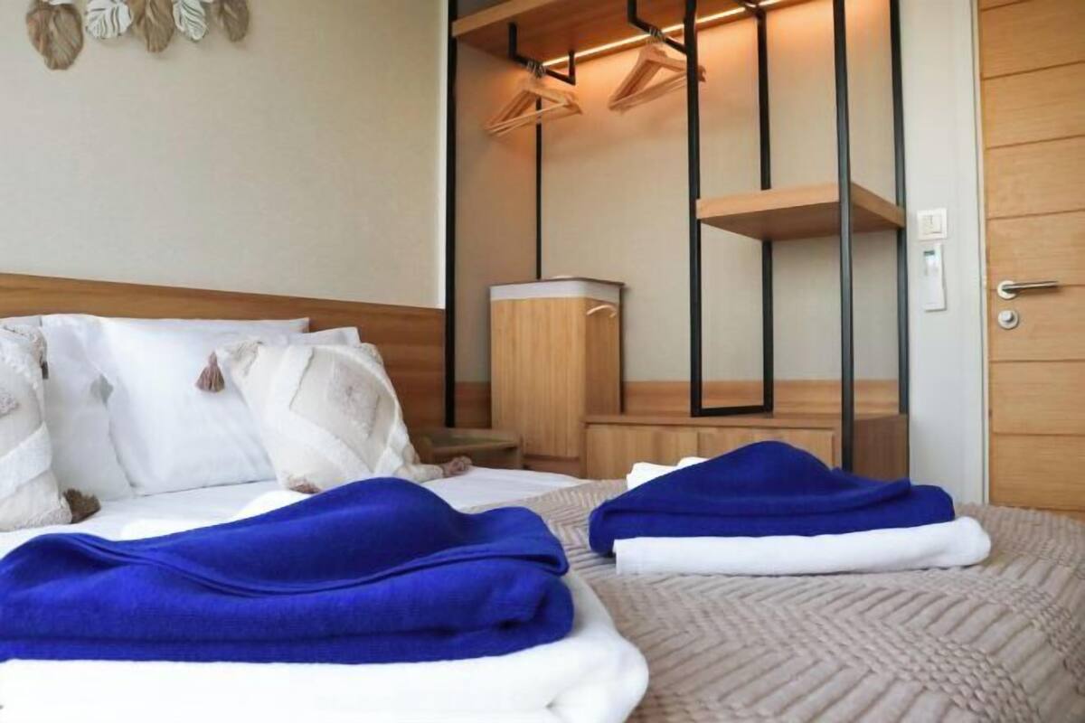 In-room safe, blackout drapes, iron/ironing board, WiFi (free)