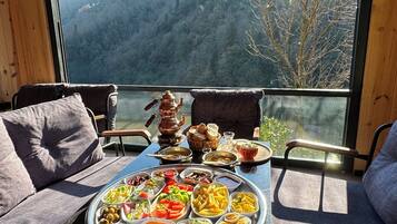 Free daily local cuisine breakfast