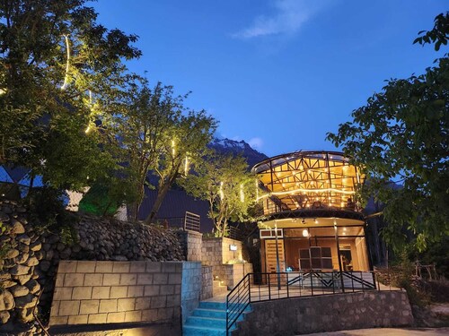Hunza Glamping Resort