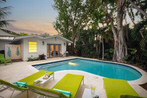 A heated pool - BANYAN ROSE ~ Renovated 4 Bedroom, 2 Bathroom Midtown Home w/ Pool! (Key West)