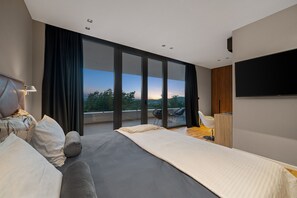 3 bedrooms, iron/ironing board, free WiFi, bed sheets - Villa She Luxury by Villas Guide (Oprtalj)