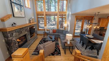 TV, fireplace, books, stereo