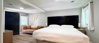 SG King Room # 7A Sum