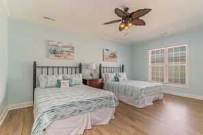 5 bedrooms, free WiFi