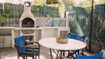 Tempat makan outdoor