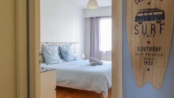 2 bedrooms, WiFi (free), bed sheets