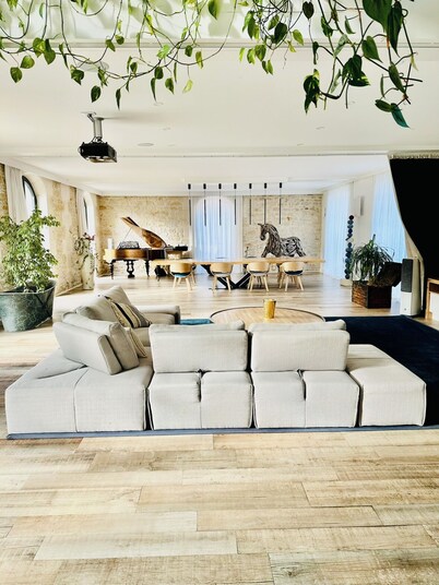 Maison Spacieuse et Élégante, Sauna et Jacuzzi Extérieur