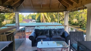 Apartment, Kitchen, Courtyard View | Terrace/patio