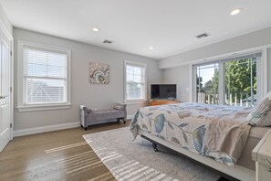 4 Schlafzimmer, Bügeleisen/Bügelbrett, WLAN, Bettwäsche