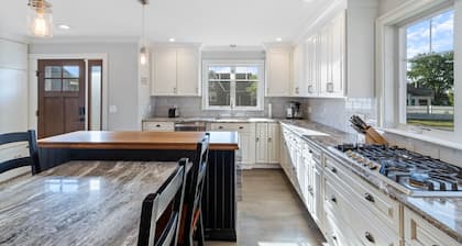 Beautiful Family Friendly Beach Home in Old Saybrook!