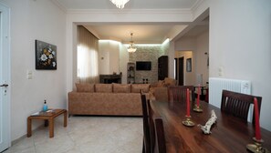 Living area - My Home - Meteora Central Apt - 2 BD (Kalabaka)