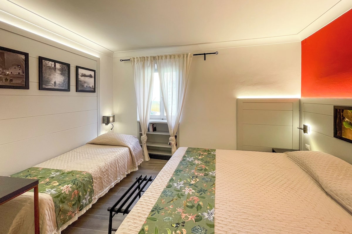 Comfort Triple Room, City View