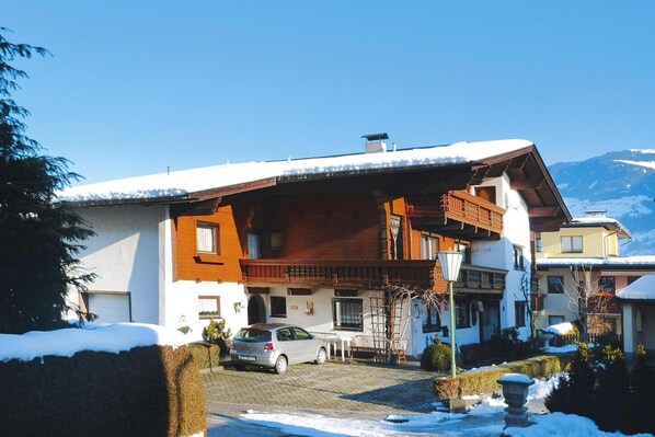 Esterni