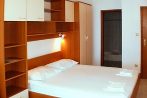 1 bedroom, Internet