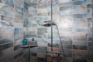 Shower, hair dryer - Ferienwohnung am Prüßsee in Güster (Güster)