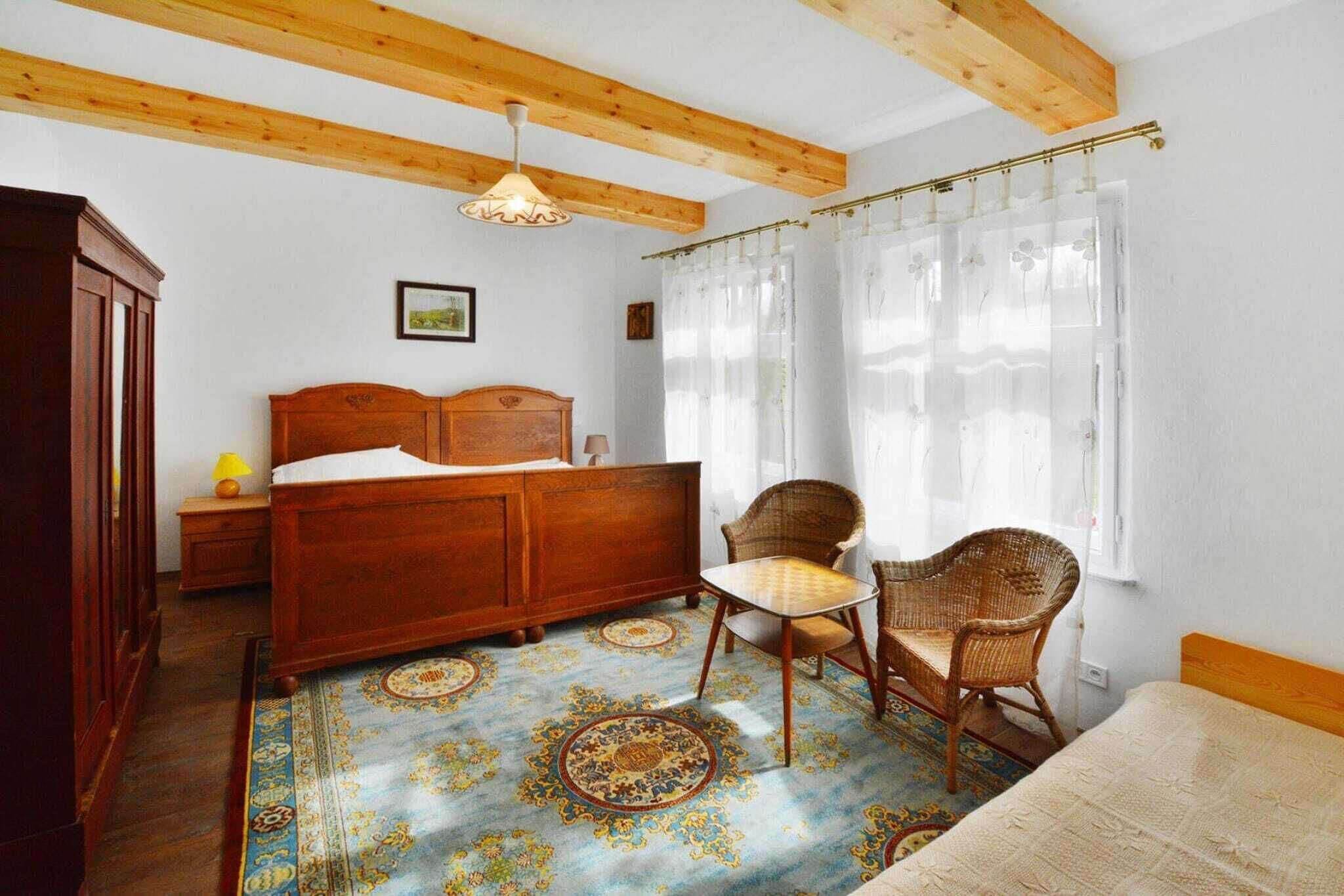 2 habitaciones, wifi gratis y ropa de cama 