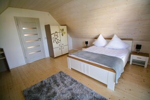 2 bedrooms, free WiFi, bed sheets