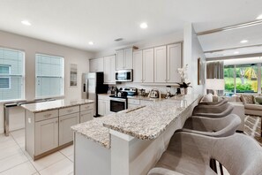 Fridge, microwave, oven, stovetop - Last Minute Disney! Private Pool, Hot Tub, Game Room & Themed Bedrooms. Book Now! #65817 (Orlando)