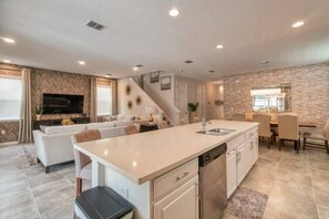 Interior - DLuxx Waterpark Resort Home Near Disney 1706 (Kissimmee)