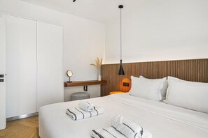 1 habitación, tabla de planchar con plancha, wifi y ropa de cama 