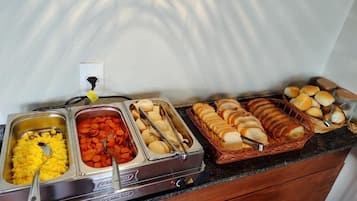 Desayuno buffet incluido todos los días