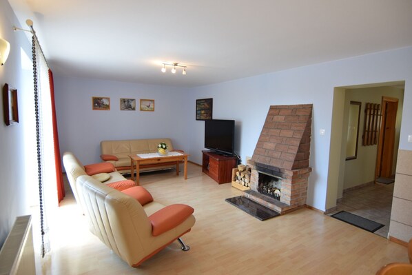 TV connectée, cheminée