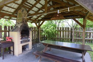 屋外ダイニングエリア