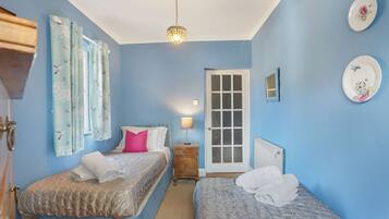 5 bedrooms, iron/ironing board, travel crib, free WiFi