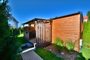 Exterior - Year-round, modern holiday home with a terrace (Ustronie Morskie)
