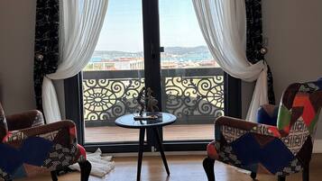 Habitación Confort doble, balcón, vistas al mar | Vistas desde la habitación