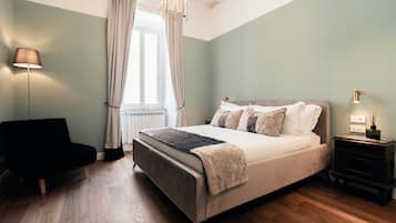 Deluxe Room | In-room safe, soundproofing, iron/ironing board, free WiFi