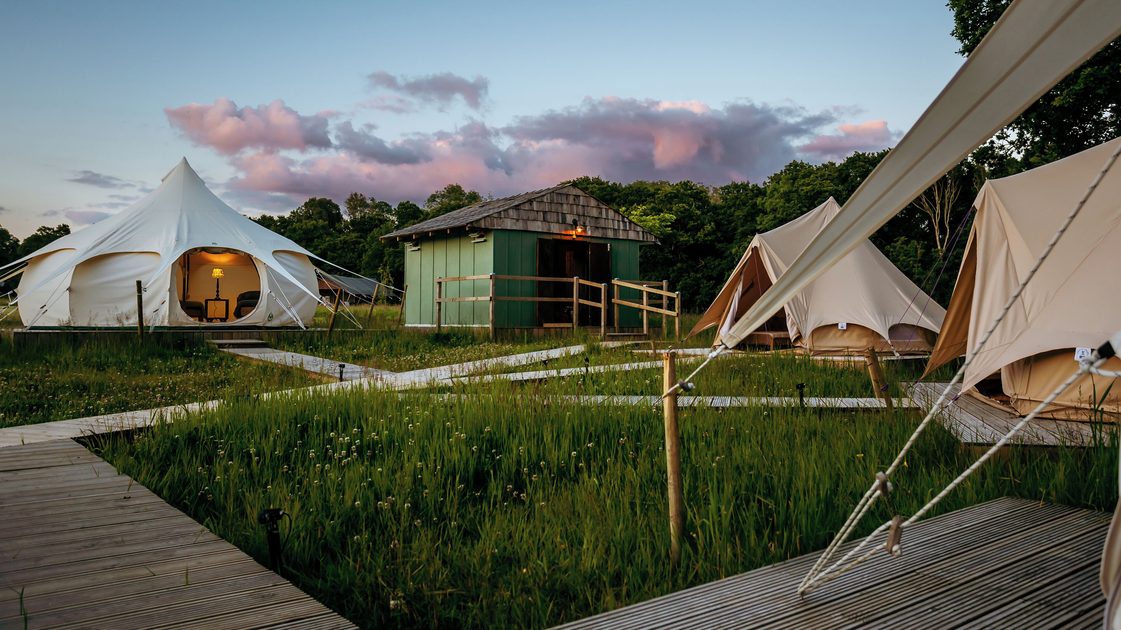 Cabin | Exterior
