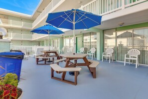 Interior - Beachfront Wildwood Crest Condo w/ Pool Access! (Wildwood Crest)