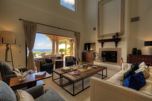 Smart TV, fireplace, DVD player, video library