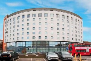 Exterior - Apt 5 Clarendon Lofts Watford (Watford)